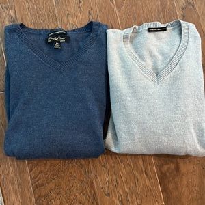 2 Pronto Uomo fine merino wool vneck sweaters (blue & grey) size M